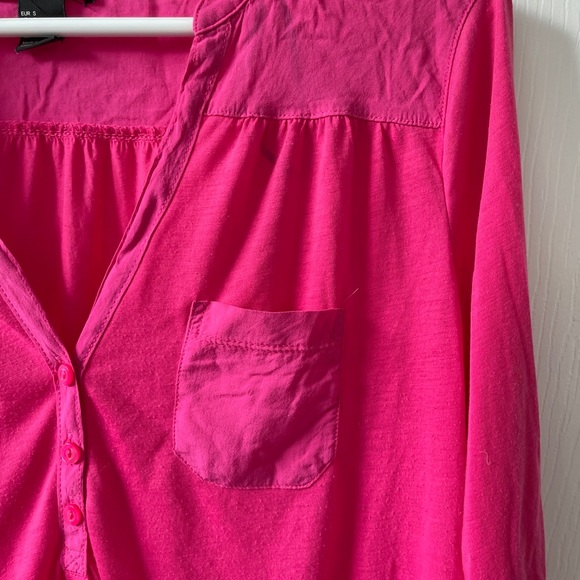 H&M pink Henley - Picture 2 of 4